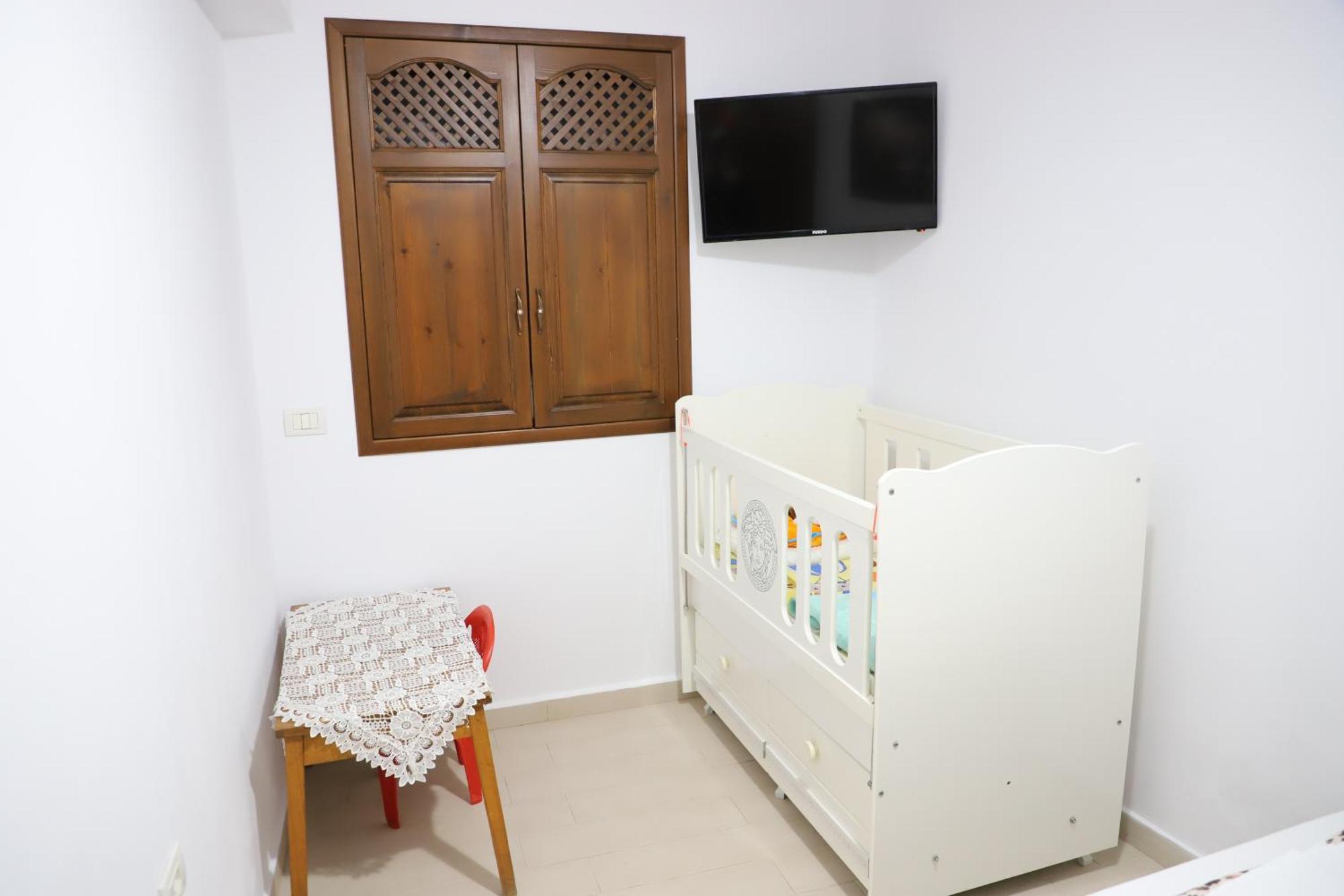 Apartment Altin In Old Town Berat Exterior foto